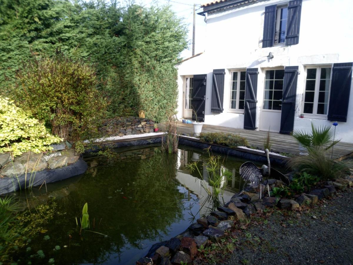 Mas Des Vignes Piscine Chauffee Bed & Breakfast Le Champ-Saint-Pere Ngoại thất bức ảnh